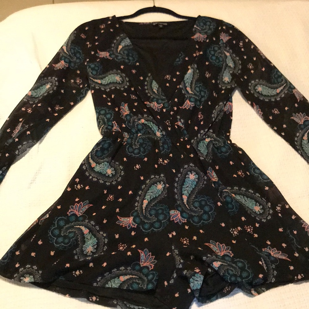 Express Romper 🖤💙
